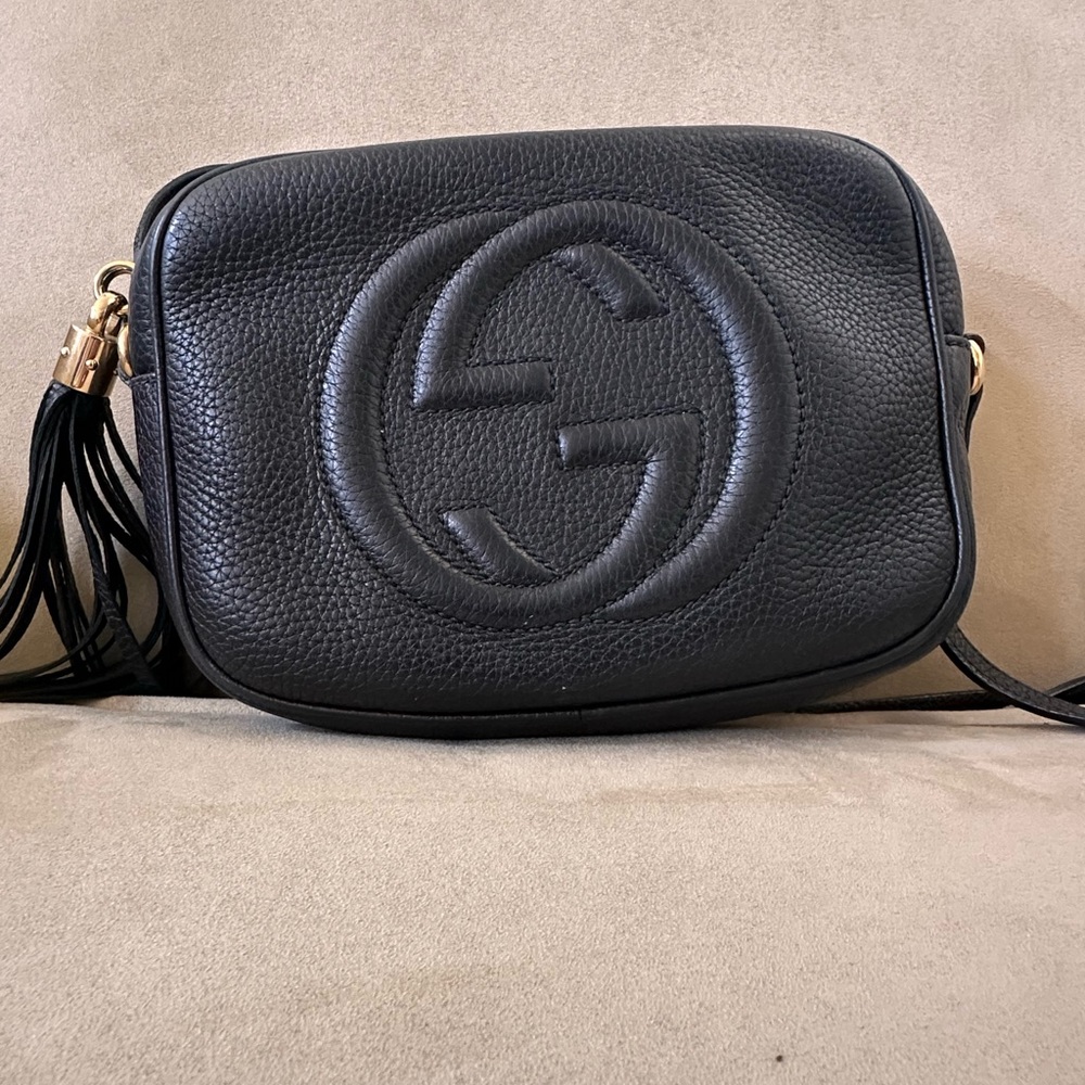 AUTHENTIC Gucci Black Pebbled Leather Crossbody Bag